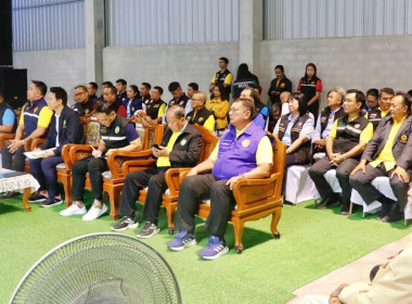 ลงพื้นที่ตรวจราชการติดตามการดำเนินงานของสหกรณ์กองทุนสวนยางไสกรูดการเกษตร จำกัด ตำบลนาไม้ไผ่ อำเภอทุ่งสง จังหวัดนครศรีธรรมราช โดยมี นายวิศิษฐ์ ศรีสุวรรณ์ อธิบดีกรมส่งเสริมสหกรณ์ นายประวัติ แดงบรรจง รองอธิบดีกรมส่งเสริมสหกรณ์ นายไพฑูรย์ ชนะชู ผู้ตรวจราชการ ... พารามิเตอร์รูปภาพ 31