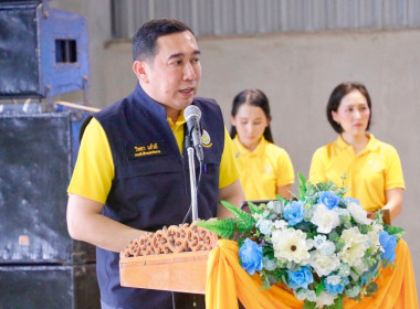 ลงพื้นที่ตรวจราชการติดตามการดำเนินงานของสหกรณ์กองทุนสวนยางไสกรูดการเกษตร จำกัด ตำบลนาไม้ไผ่ อำเภอทุ่งสง จังหวัดนครศรีธรรมราช โดยมี นายวิศิษฐ์ ศรีสุวรรณ์ อธิบดีกรมส่งเสริมสหกรณ์ นายประวัติ แดงบรรจง รองอธิบดีกรมส่งเสริมสหกรณ์ นายไพฑูรย์ ชนะชู ผู้ตรวจราชการ ... พารามิเตอร์รูปภาพ 35