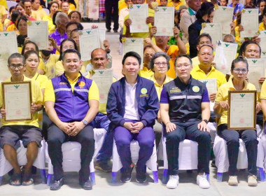 ลงพื้นที่ตรวจราชการติดตามการดำเนินงานของสหกรณ์กองทุนสวนยางไสกรูดการเกษตร จำกัด ตำบลนาไม้ไผ่ อำเภอทุ่งสง จังหวัดนครศรีธรรมราช โดยมี นายวิศิษฐ์ ศรีสุวรรณ์ อธิบดีกรมส่งเสริมสหกรณ์ นายประวัติ แดงบรรจง รองอธิบดีกรมส่งเสริมสหกรณ์ นายไพฑูรย์ ชนะชู ผู้ตรวจราชการ ... พารามิเตอร์รูปภาพ 63