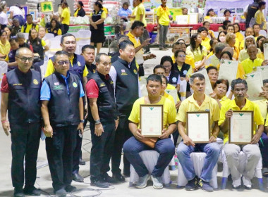 ลงพื้นที่ตรวจราชการติดตามการดำเนินงานของสหกรณ์กองทุนสวนยางไสกรูดการเกษตร จำกัด ตำบลนาไม้ไผ่ อำเภอทุ่งสง จังหวัดนครศรีธรรมราช โดยมี นายวิศิษฐ์ ศรีสุวรรณ์ อธิบดีกรมส่งเสริมสหกรณ์ นายประวัติ แดงบรรจง รองอธิบดีกรมส่งเสริมสหกรณ์ นายไพฑูรย์ ชนะชู ผู้ตรวจราชการ ... พารามิเตอร์รูปภาพ 64
