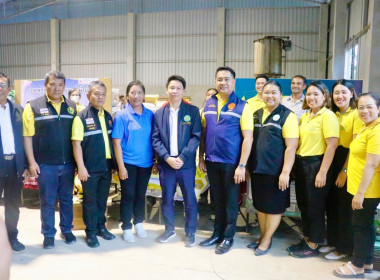 ลงพื้นที่ตรวจราชการติดตามการดำเนินงานของสหกรณ์กองทุนสวนยางไสกรูดการเกษตร จำกัด ตำบลนาไม้ไผ่ อำเภอทุ่งสง จังหวัดนครศรีธรรมราช โดยมี นายวิศิษฐ์ ศรีสุวรรณ์ อธิบดีกรมส่งเสริมสหกรณ์ นายประวัติ แดงบรรจง รองอธิบดีกรมส่งเสริมสหกรณ์ นายไพฑูรย์ ชนะชู ผู้ตรวจราชการ ... พารามิเตอร์รูปภาพ 82