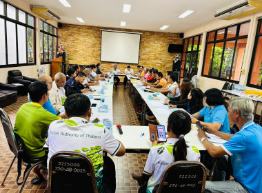 ประชุมคณะกรรมการเครือข่ายสถาบันเกษตรกรชาวสวนยางการยางแห่งประเทศไทย ระดับอำเภอ ฉวาง ช้างกลาง พิปูน เพี่อหารือเกี่ยวกับการดำเนินธุรกิจยางพารา อาทิ เช่น ราคายางพาราที่มีความผันผวนในช่วงนี้ โครงการชะลอยาง และสภาวะเสี่ยงโรคใบร่วงชนิดใหม่ ทั้งนี้ คณะกรรมการเคร ... พารามิเตอร์รูปภาพ 3