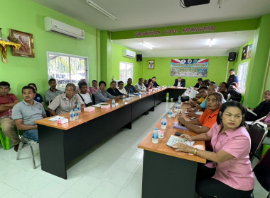 การประชุมหารือแนวทางการบริหารจัดการสหกรณ์และกลุ่มเกษตรกรที่ดำเนินธุรกิจรวบรวมปาล์มน้ำมัน เพื่อร่วมกันหารือแนวทางการบริหารจัดการปาล์มน้ำมันเพื่อให้เกิดความสมดุลและเกิดการเชื่อมโยงเครือข่ายระหว่างสหกรณ์ ซึ่งมีสหกรณ์และกลุ่มเกษตรกรที่เข้าร่วมประชุม ประกอบด้ ... พารามิเตอร์รูปภาพ 13