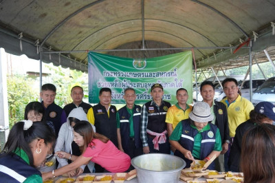 ลงพื้นที่สนับสนุนอาหารกล่องและน้ำดื่มให้เกษตรกรผู้ประสบภัยอุทกภัย ณ ตำบลช้างซ้าย อำเภอพระพรหม ตามนโยบายปลัดกระทรวงเกษตรและสหกรณ์ ที่มอบหมายให้ศูนย์ติดตามและแก้ไขปัญหาภัยพิบัติจังหวัด บูรณาการเร่งช่วยเหลือเพื่อบรรเทาทุกข์ให้ประชาชนในเบื้องต้น ... พารามิเตอร์รูปภาพ 1