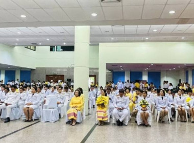 พิธีเจริญพระพุทธมนต์และทำบุญตักบาตรถวายพระราชกุศล ... พารามิเตอร์รูปภาพ 9