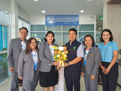 พิธีเปิดป้ายสหกรณ์ออมทรัพย์คุณภาพมาตรฐานของชุมนุมสหกรณ์ออมทรัพย์แห่งประเทศไทย จำกัด ประจำปี 2567 โดยมีรศ.พิเศษ พลโท ดร.วีระ วงศ์สรรค์ ประธานกรรมการชุมนุมสหกรณ์ออมทรัพย์แห่งประเทศไทย จำกัด เป็นประธานในการเปิดป้าย ณ. สหกรณ์ออมทรัพย์มหาวิทยาลัยวลัยลักษณ์ จำ ... พารามิเตอร์รูปภาพ 1