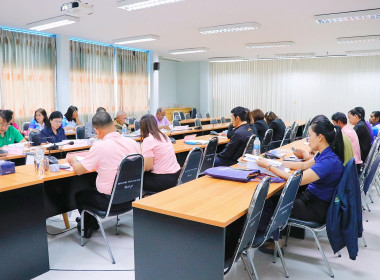 การประชุมคณะอนุกรรมการพิจารณาเงินกู้กองทุนพัฒนาสหกรณ์จังหวัดนครศรีธรรมราช ครั้งที่ 2/2568 ณ ห้องประชุมสำนักงานสหกรณ์จังหวัดนครศรีธรรมราช พร้อมด้วยอนุกรรมการ ประกอบด้วยผู้แทนสภาเกษตรกรจังหวัดนครศรีธรรมราช ผู้อำนวยการสำนักงานตรวจบัญชีสหกรณ์นครศรีธรรมราช ผู ... พารามิเตอร์รูปภาพ 28