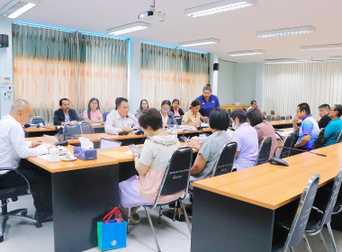 การจัดประชุมเพื่อพิจารณาคัดเลือกสหกรณ์และกลุ่มเกษตรกรที่มีผลงานดีเด่นในการขับเคลื่อนปรัชญาของเศรษฐกิจพอเพียงในสหกรณ์และกลุ่มเกษตรกร ประจำปี 2568 โดยมีสหกรณ์และกลุ่มเกษตรกรแจ้งความประสงค์ที่จะเข้าร่วมการคัดเลือก จำนวน 4 แห่ง ได้แก่ 1. สหกรณ์นิคมประมงนครศร ... พารามิเตอร์รูปภาพ 13
