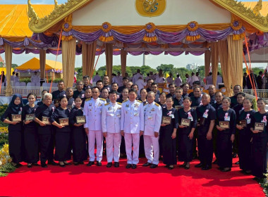 รับพระราชทานโล่รางวัลสถาบันเกษตรกรดีเด่นแห่งชาติ ประจำปี ... พารามิเตอร์รูปภาพ 2