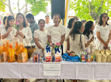 พิธี “ทำ บุญตักบาตรวันวิสาขบูชา 2568” ... พารามิเตอร์รูปภาพ 6