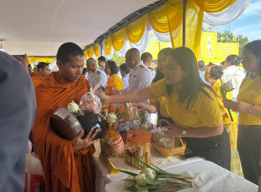 กิจกรรมเฉลิมพระเกียรติพระบาทสมเด็จพระเจ้าอยู่หัว ... พารามิเตอร์รูปภาพ 6