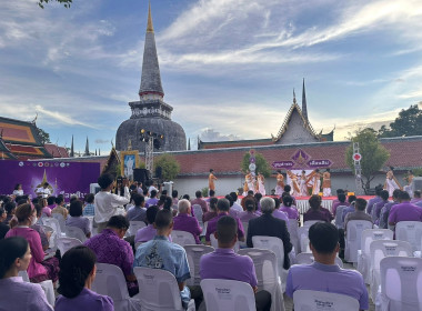 งานแถลงข่าวประเพณีบุญสารทเดือนสิบและงานกาชาดจังหวัดนครศรีธรรมราช ประจำปี 2568 สำหรับงานประเพณีบุญสารทเดือนและงานกาชาดจังหวัดนครศรีธรรมราช เป็นงานบุญประเพณีที่สำคัญของพี่น้องชาวนครศรีธรรมราชและพี่น้องชาวปักษ์ใต้ ที่สืบสานความกตัญญูรู้คุณ จากรุ่นสู่รุ่น โด ... พารามิเตอร์รูปภาพ 7