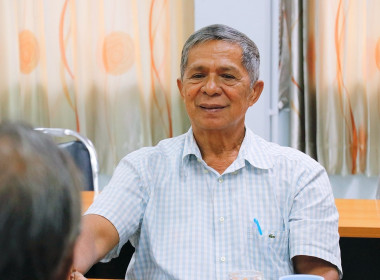 การประชุมเลือกตั้งและแต่งตั้งคณะกรรมการกลางกลุ่มเกษตรกรระดับจังหวัด ซึ่งมีผู้เข้าร่วมประชุมประกอบด้วย ประธานคณะกรรมการกลางกลุ่มเกษตรกรระดับอำเภอ จำนวน 14 อำเภอ จากทั้งหมด 22 อำเภอ ร่วมกันพิจารณาเลือกตั้งประธานคณะกรรมการกลางกลุ่มเกษตรกรระดับจังหวัด โดยที่ ... พารามิเตอร์รูปภาพ 9