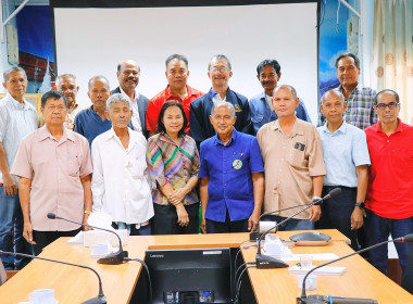 การประชุมเลือกตั้งและแต่งตั้งคณะกรรมการกลางกลุ่มเกษตรกรระดับจังหวัด ซึ่งมีผู้เข้าร่วมประชุมประกอบด้วย ประธานคณะกรรมการกลางกลุ่มเกษตรกรระดับอำเภอ จำนวน 14 อำเภอ จากทั้งหมด 22 อำเภอ ร่วมกันพิจารณาเลือกตั้งประธานคณะกรรมการกลางกลุ่มเกษตรกรระดับจังหวัด โดยที่ ... พารามิเตอร์รูปภาพ 30