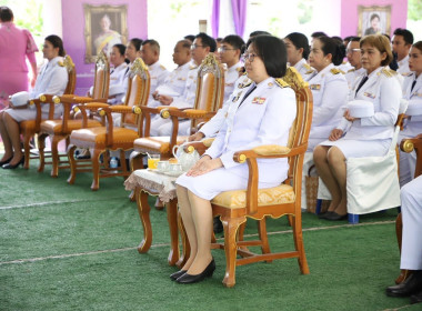 ขบวนแห่ถ้วยรางวัลพระราชทานงานประเพณีลากพระและแข่งเรือยาววันออกพรรษาชิงถ้วยรางวัลพระราชทาน ครั้งที่ 11 ประจำปี 2568 ณ บริเวณหัวสะพานคลองมินลุ่มน้ำตาปี หมู่ที่ 7 ตำบลฉวาง อำเภอฉวาง จังหวัดนครศรีธรรมราช ซึ่งในการนี้ นางวจิราพร อมาตยกุล รองผู้ว่าราชการจังหวั ... พารามิเตอร์รูปภาพ 3