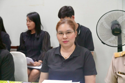 ประชุมหารือการจัดทำชุดโครงการบูรณาการพัฒนาการเกษตรของจังหวัดนครศรีธรรมราช โดยมี นางอรัญญา อินรงค์ นักวิเคราะห์นโยบายและแผนชำนาญการพิเศษ รักษาราชการแทนเกษตรและสหกรณ์จังหวัดนครศรีธรรมราช เป็นประธานการประชุมฯ มีหัวหน้าส่วนราชการ และเจ้าหน้าที่ในสังกัดกระทรว ... พารามิเตอร์รูปภาพ 1