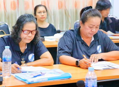 การประชุมเชิงปฏิบัติการเพื่อขับเคลื่อนการยกระดับสหกรณ์นอกภาคการเกษตรสู่ความเข้มแข็ง ปีงบประมาณ พ.ศ. 2569 พร้อมด้วยนายมานะชัย สังข์แก้ว ผู้อำนวยการกลุ่มส่งเสริมและพัฒนาการบริหารการจัดการสหกรณ์ และผู้แทนสหกรณ์นอกภาคการเกษตร ได้แก่ สหกรณ์ออมทรัพย์ สหกรณ์เคร ... พารามิเตอร์รูปภาพ 24