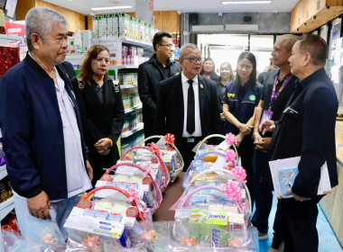 ลงพื้นที่ตรวจติดตามการดำเนินงานของร้านสหกรณ์โรงพยาบาลมหาราชนครศรีธรรมราช จำกัด ตำบลในเมือง อำเภอเมืองนครศรีธรรมราช จังหวัดนครศรีธรรมราชโดยมีคณะกรรมการ ฝ่ายจัดการสหกรณ์ ผู้แทนโรงพยาบาลมหาราชนครศรีธรรมราช พร้อมด้วย ผู้อำนวยการกลุ่มส่งเสริมสหกรณ์ 1 เจ้าหน้า ... พารามิเตอร์รูปภาพ 33