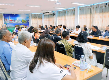ประชุมคณะกรรมการพิจารณาเงินกู้โครงการสร้างความเข้มแข็งให้กับกลุ่มเกษตรกรเพื่อเข้าถึงแหล่งเงินทุนในการผลิตและการตลาดจังหวัดนครศรีธรรมราช ครั้งที่ 1/2569 โดยมีนายศิวกร ศรีภักดี สหกรณ์จังหวัดนครศรีธรรมราช เป็นประธานในการประชุมฯ พร้อมด้วย นายมานะชัย สังข์แก้ ... พารามิเตอร์รูปภาพ 2