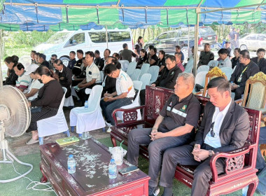 พิธีเปิดตลาดเครือข่ายสำนักงานตลาดกลางยางพาราจังหวัดสุราษฎร์ธานี ประจำปีงบประมาณ 2569 พร้อมด้วยนายอดุล วรรณาการ ผู้อำนวยการกลุ่มส่งเสริมสหกรณ์ 6 และนางสาวเกษราภรณ์ มลิวัลย์ นักวิชาการสหกรณ์ชำนาญการ โดยมีนายธาดา พรหมมี ผู้อำนวยการการยางแห่งประเทศไทยเขตภาคใ ... พารามิเตอร์รูปภาพ 6