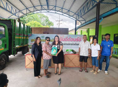 ลงพื้นที่พบปะและเข้าร่วมประชุมกลุ่มสมาชิกของสหกรณ์การเกษตรศุภนิมิตชะอวดพัฒนา จำกัด เพื่อแจ้งข้อมูลข่าวสารของสหกรณ์ ตลอดจนแจ้งสิทธิ์ประโยชน์ที่เกี่ยวข้องให้สมาชิกตำบลเคร็งได้รับทราบ ในการนี้ นางสาวสุมนา นาคแก้ว ผู้อำนวยการกลุ่มส่งเสริมสหกรณ์ 3 ได้แนะนำให้ ... พารามิเตอร์รูปภาพ 9