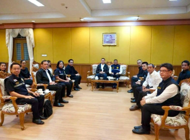ลงพื้นที่ตรวจติดตามการดำเนินงานตามนโยบายของกระทรวงเกษตรและสหกรณ์ในพื้นที่จังหวัดนครศรีธรรมราช โดยในช่วงเช้าได้เข้าพบ นายสมชาย ลีหล้าน้อย ผู้ว่าราชการจังหวัดนครศรีธรรมราช เพื่อหารือและรับทราบผลการขับเคลื่อนงานด้านการเกษตรและสหกรณ์ของจังหวัด โดยมี นายศิวกร ... พารามิเตอร์รูปภาพ 2