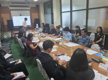 ประชุมชี้แจงแนวทางการประเมินผลสัมฤทธิ์การจัดที่ดินทำกินให้ชุมชนตามนโยบายรัฐบาล (คทช.) ณ ศาลากลางจังหวัดนครศรีธรรมราช อำเภอเมืองนครศรีธรรมราช จังหวัดนครศรีธรรมราช เพื่อชี้แจงแนวทางการประเมินผลสัมฤทธิ์การจัดที่ดินทำกินให้ชุมชนตามนโยบายรัฐบาล (คทช.) โดยใช้ ... พารามิเตอร์รูปภาพ 1