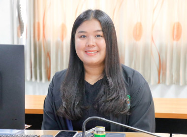 โครงการประชุมเชิงปฏิบัติการหลักสูตรการสร้างสื่อดิจิทัลเพื่อการตลาดสินค้าอัตลักษณ์/สินค้าชุมชน จัดโดยกองพัฒนาสหกรณ์ด้านการเงินและร้านค้า กรมส่งเสริมสหกรณ์ ผ่านระบบ Zoom meeting ณ ห้องประชุมสำนักงานสหกรณ์จังหวัดนครศรีธรรมราช เป้าหมายกลุ่มสตรีสหกรณ์การเกษตร ... พารามิเตอร์รูปภาพ 1