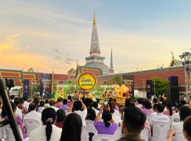 งานแถลงข่าวประเพณีบุญสารทเดือนสิบและงานกาชาดจังหวัดนครศรีธรรมราช ประจำปี 2569 ระหว่างวันที่ 28 กันยายน – 12 ตุลาคม 2569 รวม 15 วัน 15 คืน ณ สนามหน้าเมืองนครศรีธรรมราช และสวนสมเด็จพระศรีนครินทร์ 84 (ทุ่งท่าลาด) ภายใต้แนวคิด “บุญสารทเดือนสิบ มรดกแห่งศรัทธา ... พารามิเตอร์รูปภาพ 8