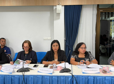 ประชุมคณะกรรมการติดตามกำกับดูแลการบริหารจัดการข้าวระดับจังหวัด ครั้งที่ ๒ ณ ห้องประชุมสำนักงานพาณิชย์จังหวัดนครศรีธรรมราช โดยมี นายสุวัฒน์ จันทร์สุข รองผู้ว่าราชการจังหวัดนครศรีธรรมราช เป็นประธานพร้อมด้วยกับคณะทำงานตรวจสอบเอกสารและสต็อกข้าวของผู้เข้าร่วม ... พารามิเตอร์รูปภาพ 2
