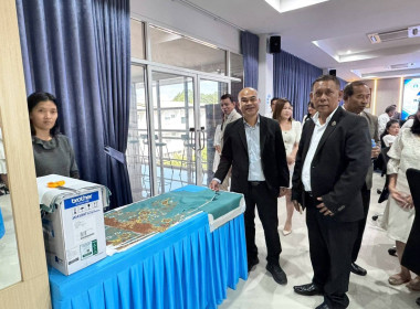 ร่วมแสดงความยินดีแก่คณะกรรมการดำเนินการ เจ้าหน้าที่ ... พารามิเตอร์รูปภาพ 11