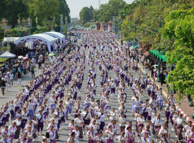 งานประเพณีบุญสารทเดือนสิบและงานกาชาดจังหวัดนครศรีธรรมราช ... พารามิเตอร์รูปภาพ 4